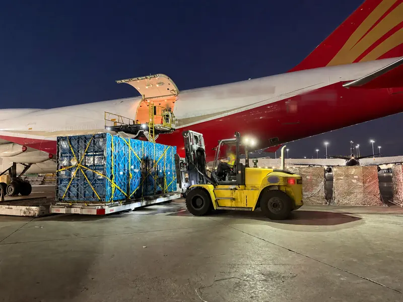 Air cargo loading operation at night